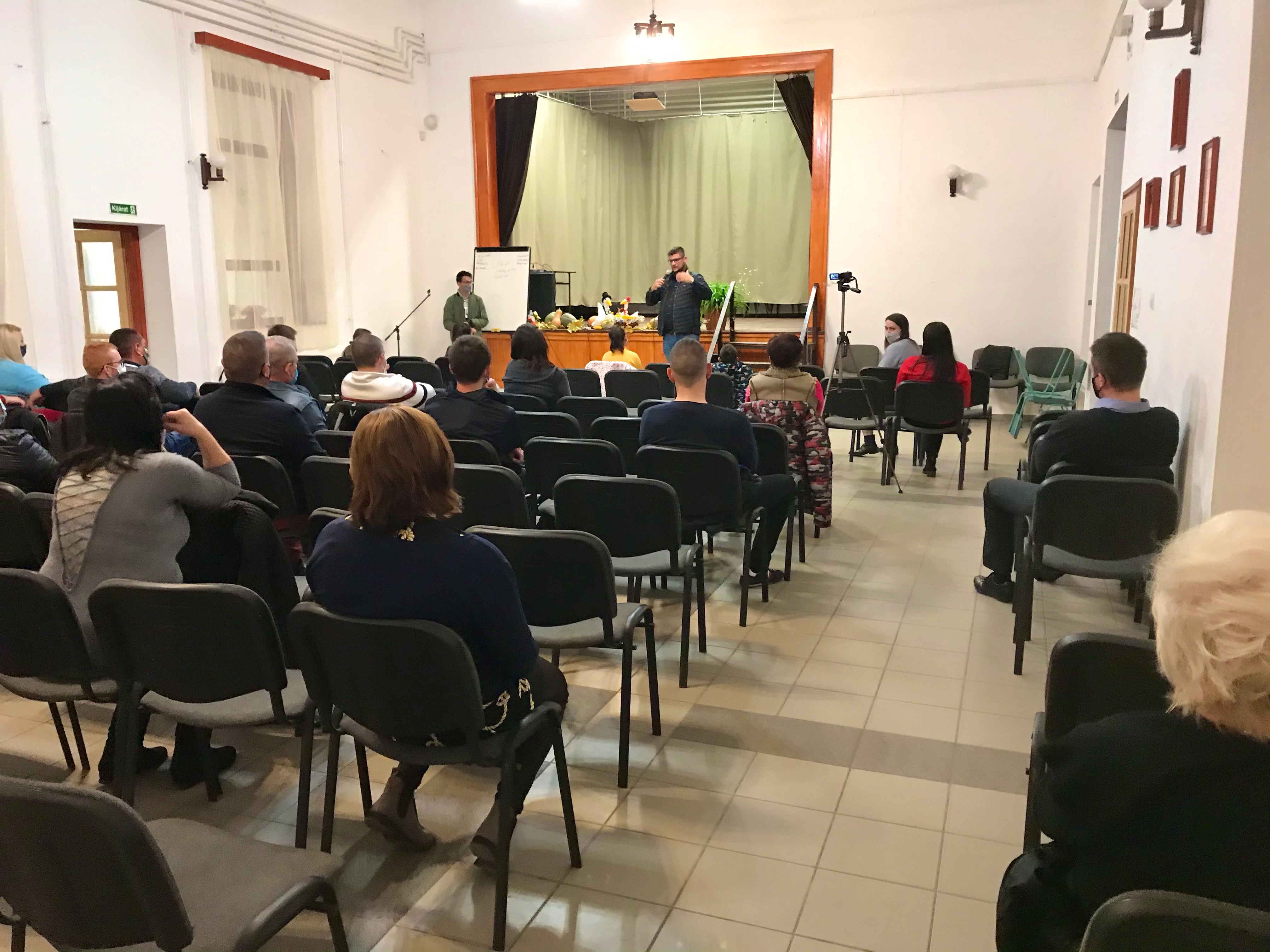 20201107_151530597_iOS