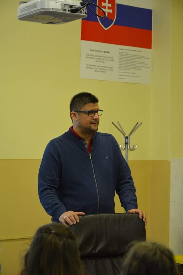 2022-0418_152151992_iOS