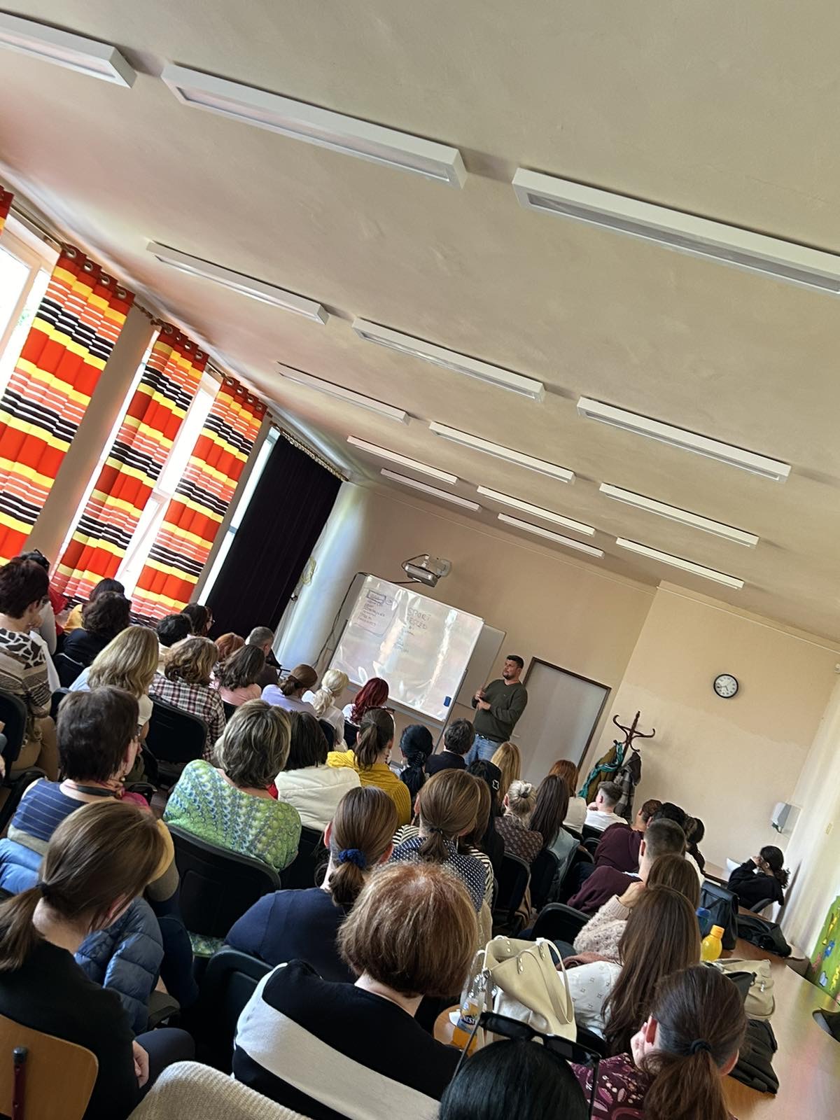 20240425_162216326_iOS