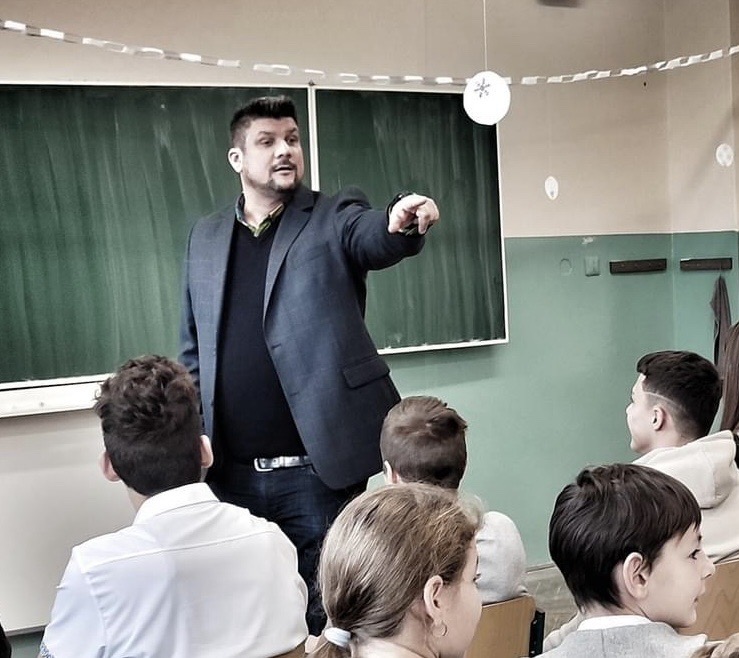 20241217_094934408_iOS